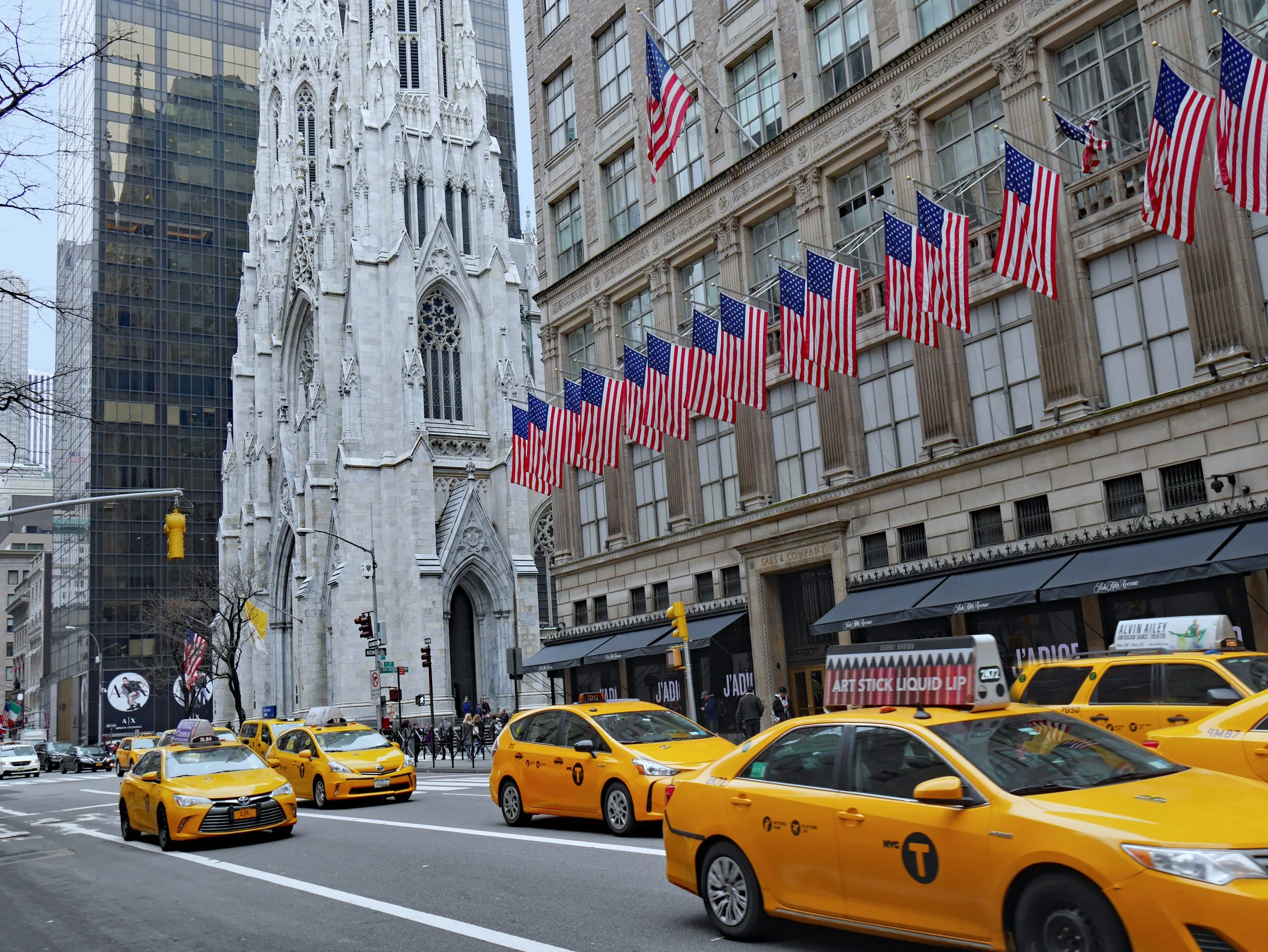 Image of near Dateable Location in Fifth Avenue Midtown near New York City.